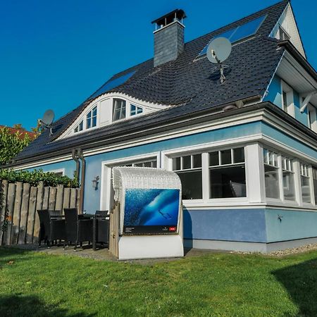 Ostseelagune Zingst, Exklusive Dhh, Strandnah, Sauna, Kamin, 3 Sz, 2 Baeder, Glasfaser, Haustierfrei, Garten Mit Suedterrasse, E-Ladesaeule, 2 Stellplaetze, Strandkorb, Fahrradschuppen, Waschmaschine, Trockner, Nichtraucher Exterior photo